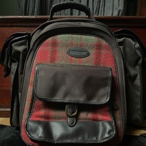 Pendleton picnic backpack w/almost all accessories